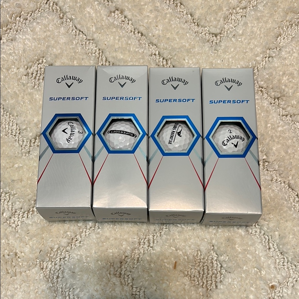 12 NEW Callaway Supersoft golf balls.